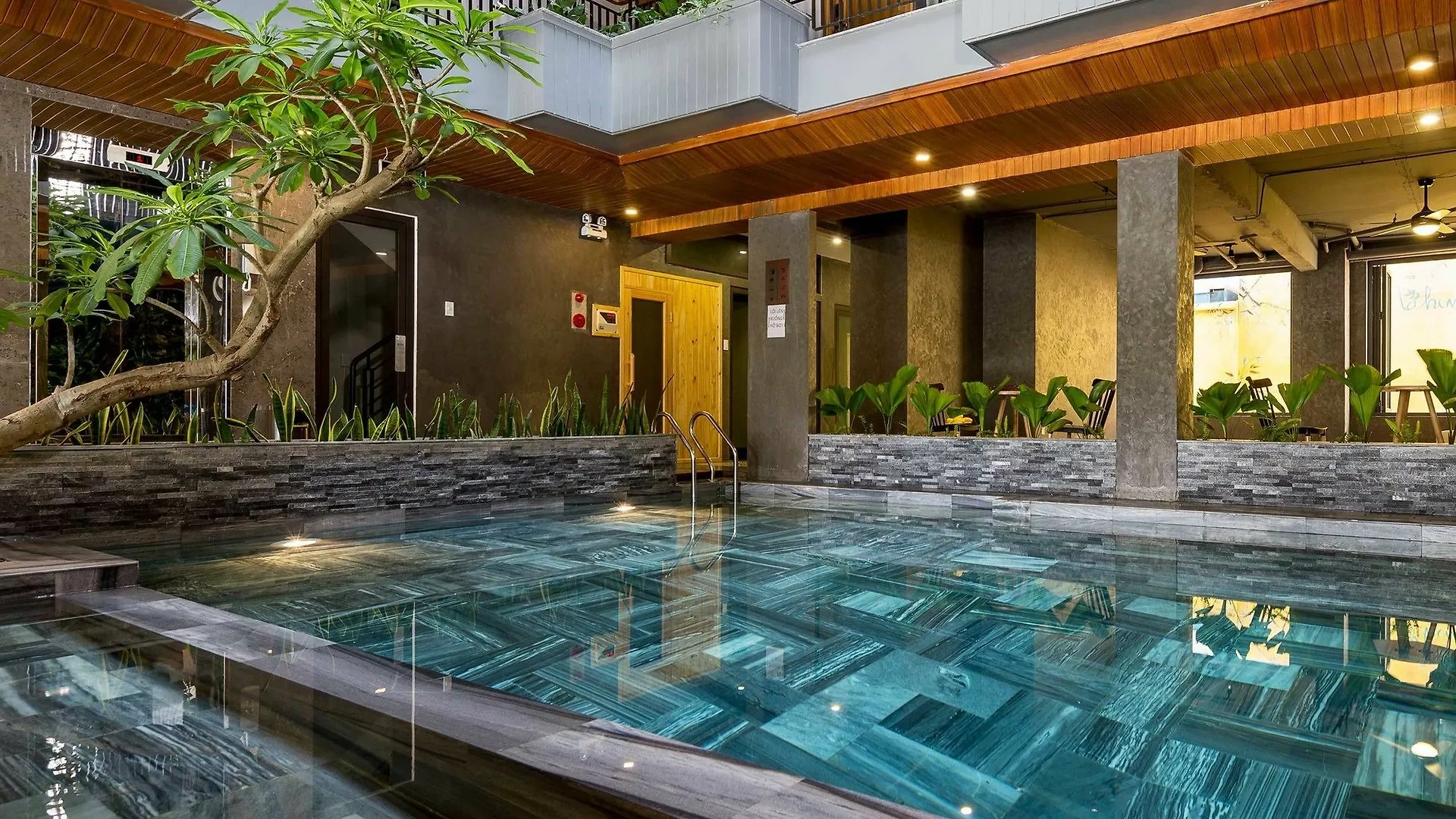 Zoneland Apartments - Lahome Beach Villa Da Nang