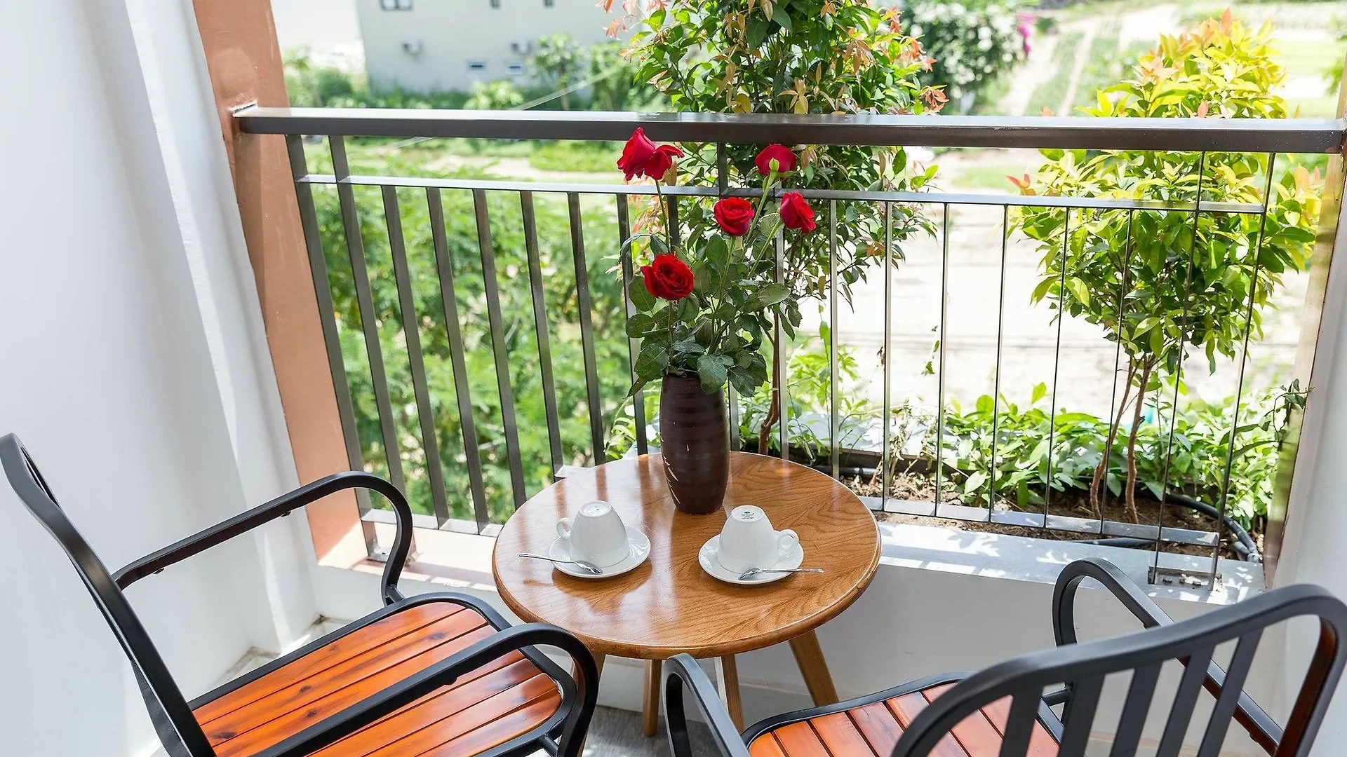 Zoneland Apartments - Lahome Beach Villa Da Nang